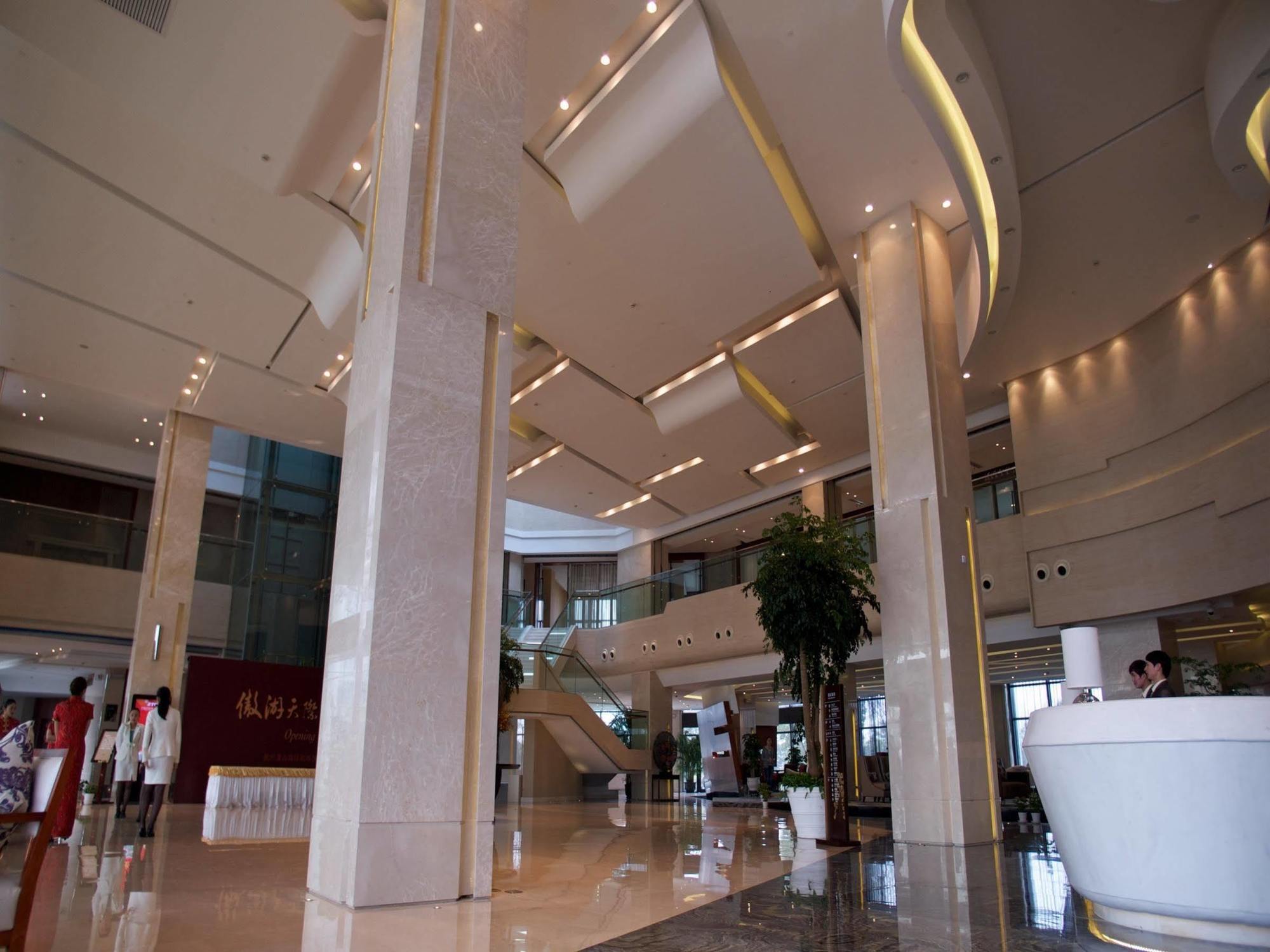 Deefly Grand Hotel Airport Hangzhou Buitenkant foto